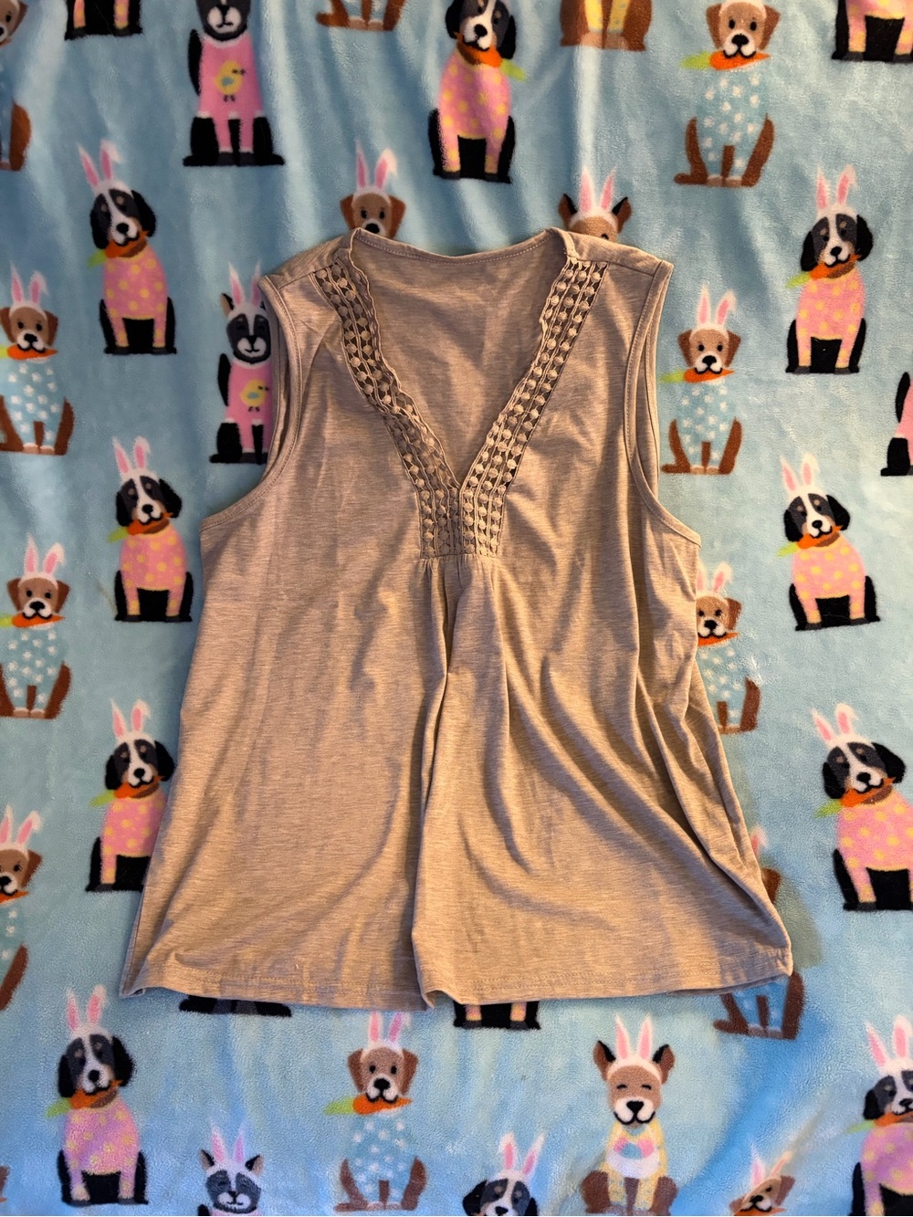 Women's Sleeveless Crochet-Trim V-Neck Tank Top - Taupe